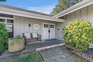 18 Miramonte Dr, Moraga, CA 94556 - Photo 30