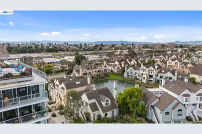 3009 Triumph Dr, Alameda, CA 94501 - Photo 30