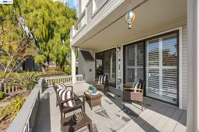 3009 Triumph Dr, Alameda, CA 94501 - Photo 24