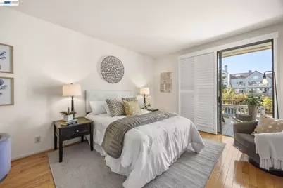 3009 Triumph Dr, Alameda, CA 94501 - Photo 14