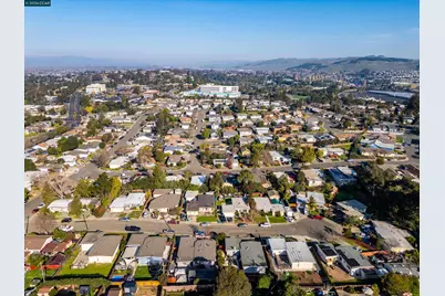 208 Los Gatos Ave, Vallejo, CA 94589 - Photo 50