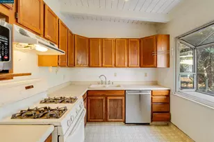 208 Los Gatos Ave, Vallejo, CA 94589 - Photo 18