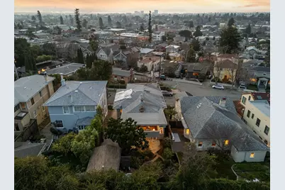 5460 Carlton St, Oakland, CA 94618 - Photo 48