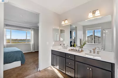 1492 Monument Ln, Fairfield, CA 94533 - Photo 16