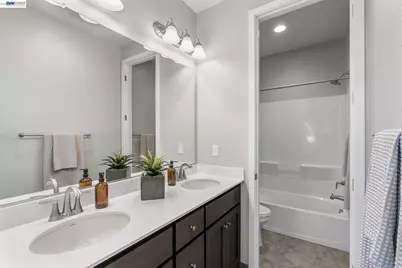 1492 Monument Ln, Fairfield, CA 94533 - Photo 18