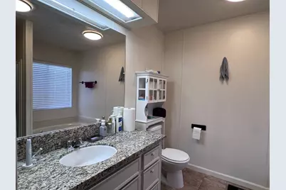 812 W Clover Rd #51, Tracy, CA 95376 - Photo 16