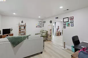 2155 Chestnut St, Livermore, CA 94551 - Photo 20