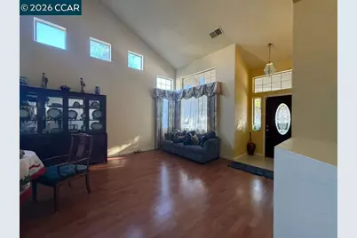 4 Deer Hill Ct, Pittsburg, CA 94565 - Photo 20