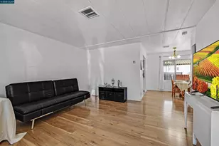 137 Valencia, Fairfield, CA 94533 - Photo 4