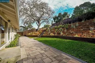 3739 Northridge Dr, Concord, CA 94518 - Photo 24