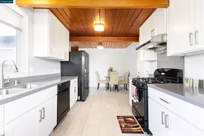 3141 Fairmede Dr, Richmond, CA 94806 - Photo 12