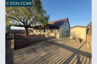 832 Windward Dr, Rodeo, CA 94574 - Photo 8