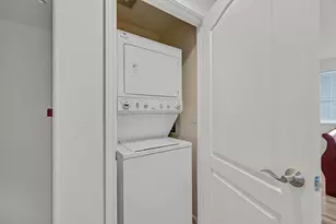 1594 Tucker St, Oakland, CA 94603 - Photo 12