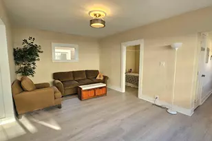 2076 Harrington Ave, Oakland, CA 94601 - Photo 4