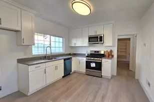 2076 Harrington Ave, Oakland, CA 94601 - Photo 6