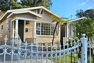 2076 Harrington Ave, Oakland, CA 94601 - Photo 2