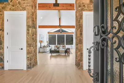 420 Leon Ct, Clayton, CA 94517 - Photo 4