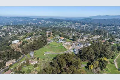 6 Turner Ct, Oakland, CA 94605 - Photo 10