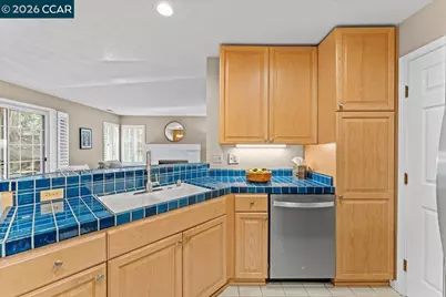 147 Vierra Way, Hercules, CA 94547 - Photo 14