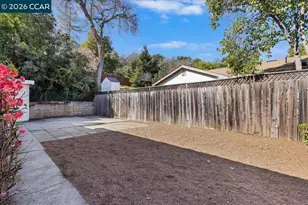 848 Cumberland Dr, Pleasant Hill, CA 94523 - Photo 24