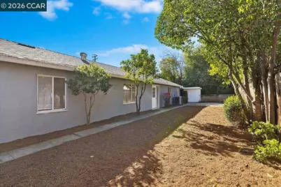 848 Cumberland Dr, Pleasant Hill, CA 94523 - Photo 26