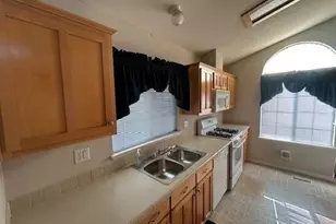 1200 Winton Ave, Hayward, CA 94545 - Photo 4