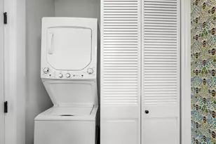 268 Capricorn Ave, Oakland, CA 94611 - Photo 20