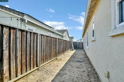 240 Harborage Court, Oakley, CA 94561 - Photo 32