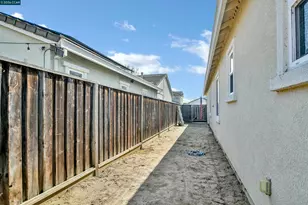 240 Harborage Ct, Oakley, CA 94561 - Photo 32