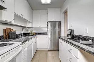 820 Delaware St, San Mateo, CA 94401 - Photo 10