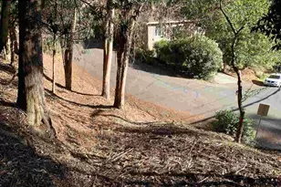 6698 Moore Dr, Oakland, CA 94611 - Photo 1