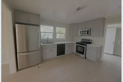 1324 Trenary Way, Modesto, CA 95354 - Photo 4