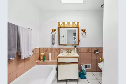 1012 Contra Costa Dr, El Cerrito, CA 94530 - Photo 24