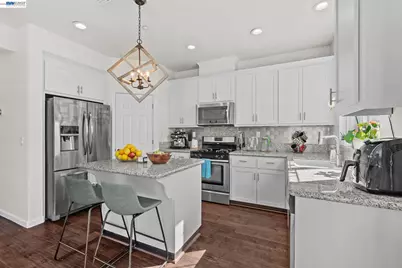 663 Falling Star Drive, Martinez, CA 94553 - Photo 6