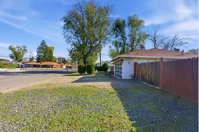 10 Vivian Dr, Pleasant Hill, CA 94523 - Photo 42