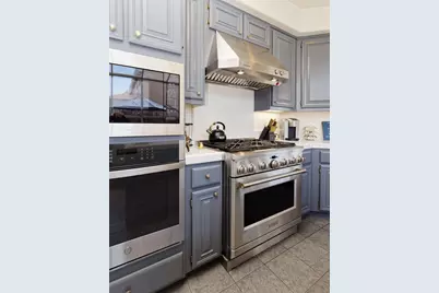 15109 Shining Star Ln, San Leandro, CA 94579 - Photo 22