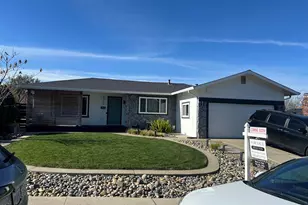 4320 Hillview Dr, Pittsburg, CA 94565 - Photo 2