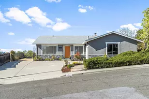 2662 Carmelita Way, Pinole, CA 94564 - Photo 2