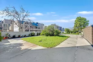 801 Franklin St, Oakland, CA 94607 - Photo 36