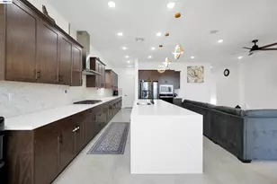 3456 Mulholland Dr, Lathrop, CA 95330 - Photo 32