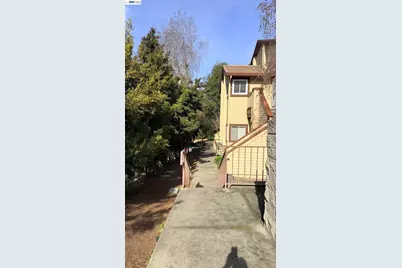 103 Tuscany Court, Hercules, CA 94547 - Photo 2
