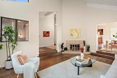 2355 Pelham Pl, Oakland, CA 94611 - Photo 16