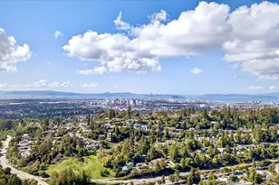 6030 Girvin Dr, Oakland, CA 94611 - Photo 36