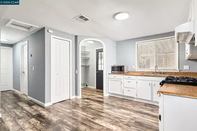 16711 Marsh Creek Road #112, Clayton, CA 94517 - Photo 12