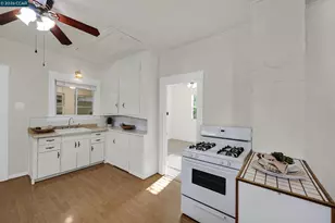 22820 5th St, Hayward, CA 94541 - Photo 14