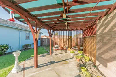 1250 Hubbard Ave, San Leandro, CA 94579 - Photo 22