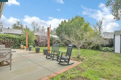 3162 Salvio St, Concord, CA 94519 - Photo 22