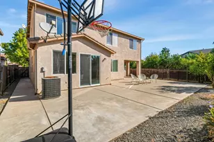 5212 Namath Cir, Elk Grove, CA 95757 - Photo 34
