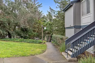 355 Parkview Ter #F-7, Vallejo, CA 94589 - Photo 34