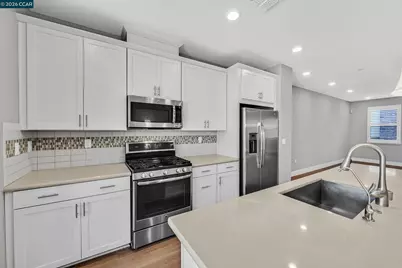 3126 Aran Way, Dublin, CA 94568 - Photo 14